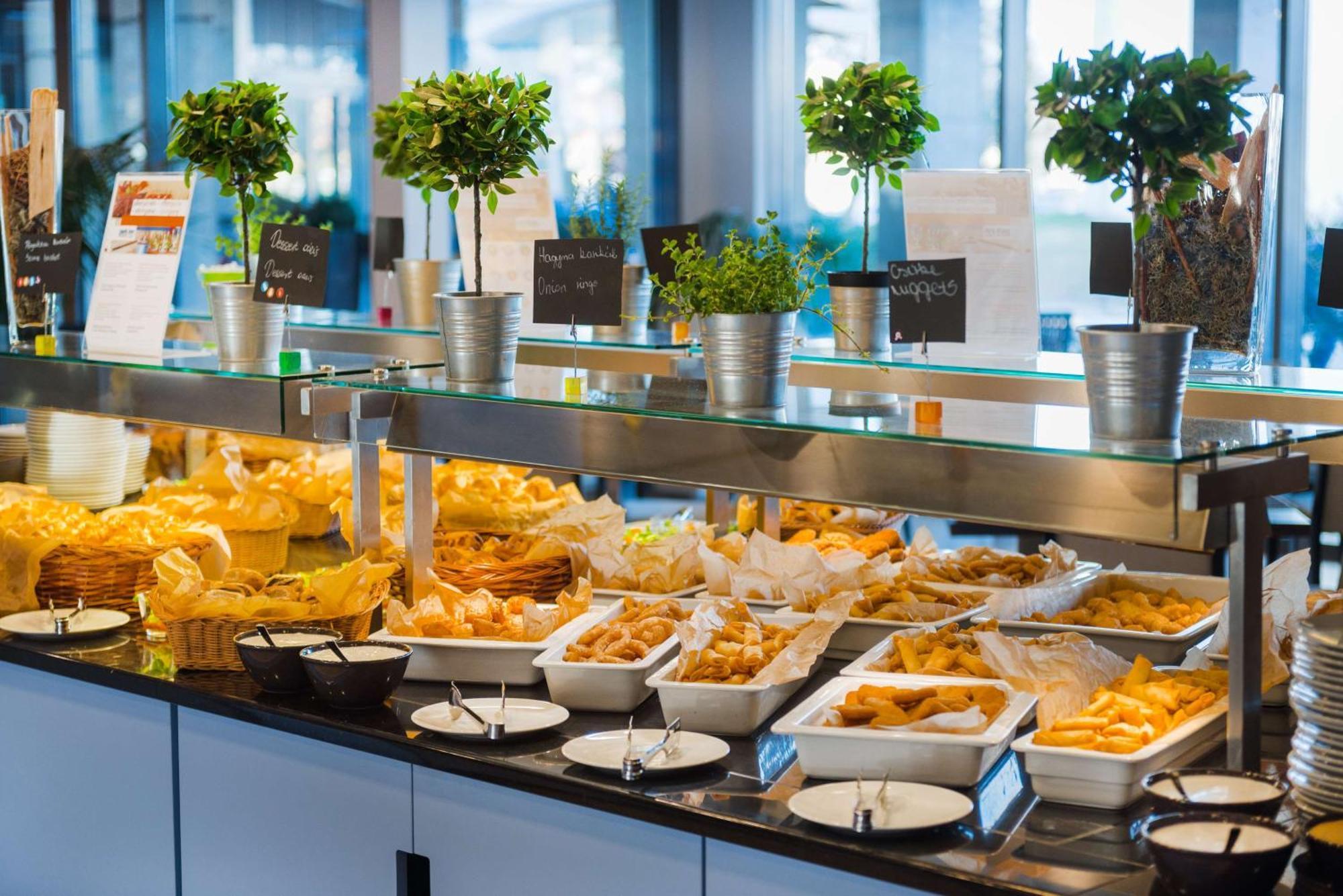 Park Inn By Radisson Sarvar Resort & Spa Ngoại thất bức ảnh