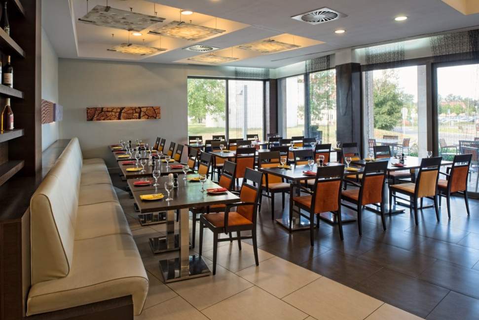 Park Inn By Radisson Sarvar Resort & Spa Ngoại thất bức ảnh